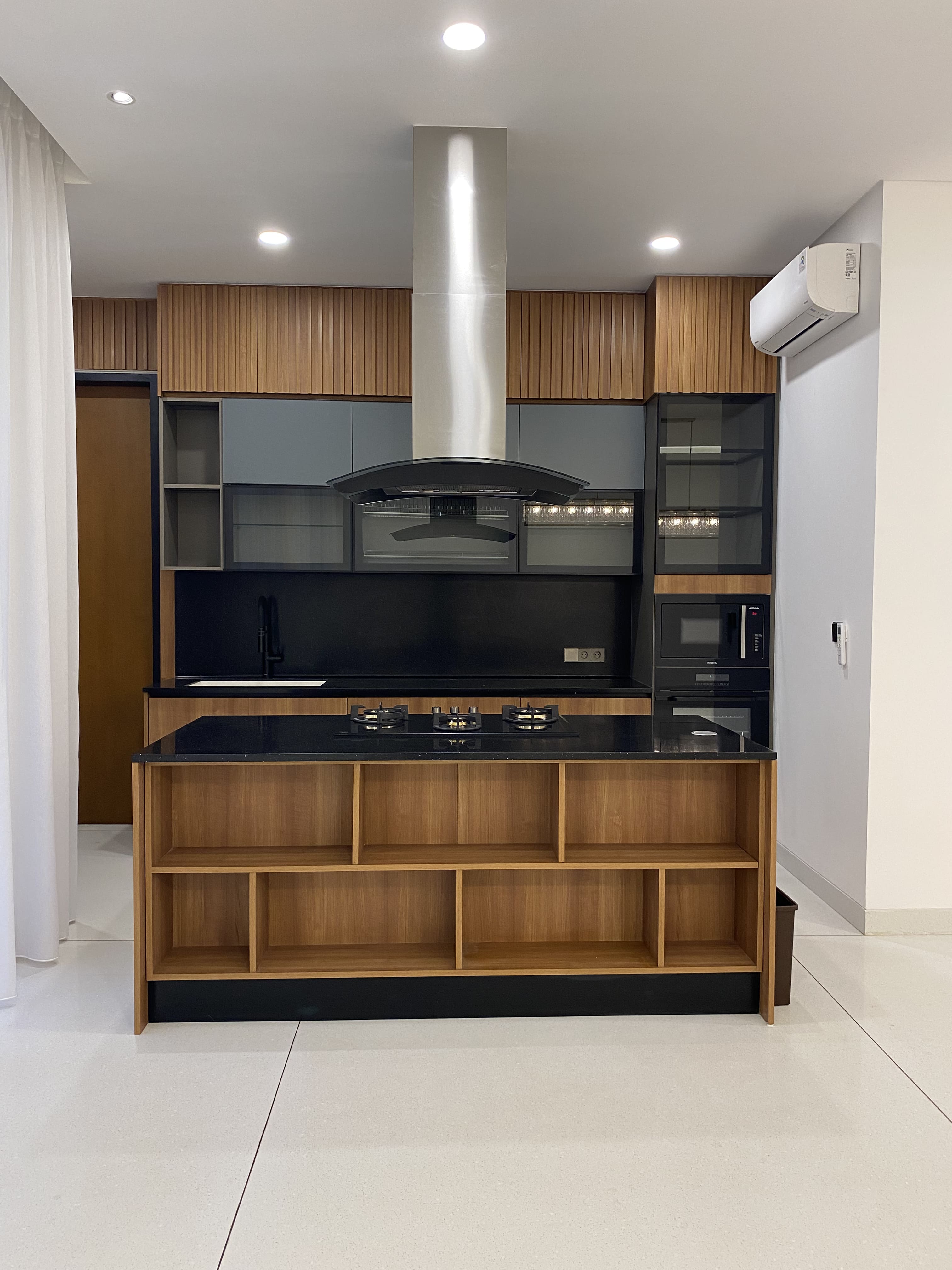Private Residence JL. Tampak Siring Jakarta
