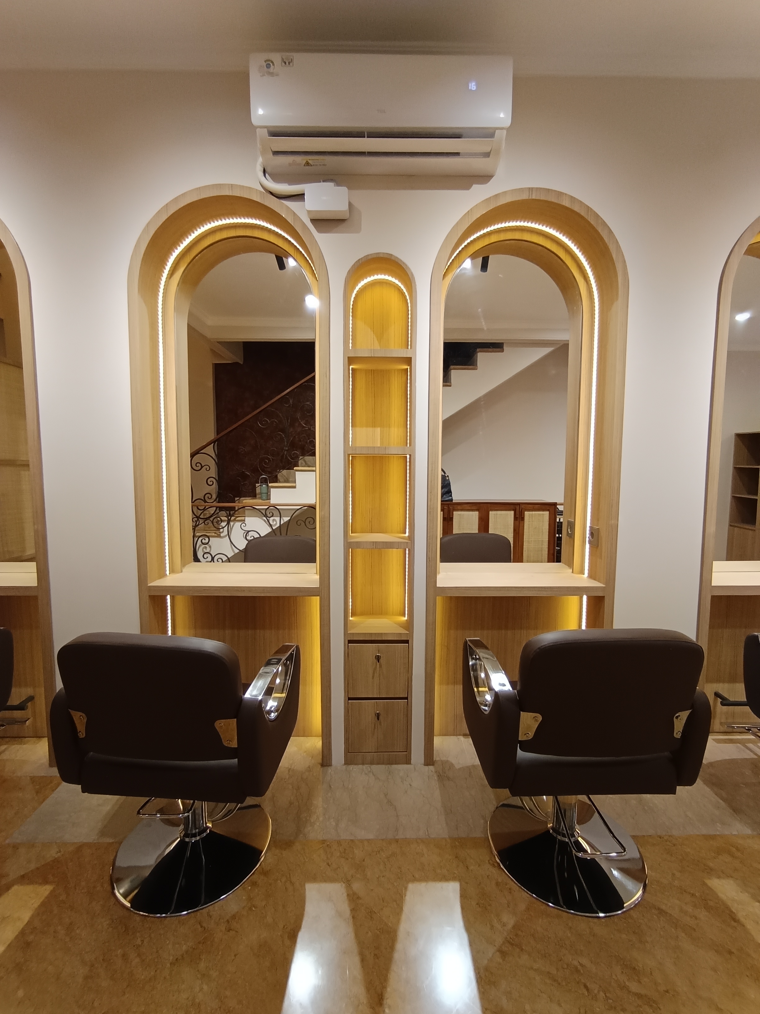 Salon & SPA Darmawangsa Square